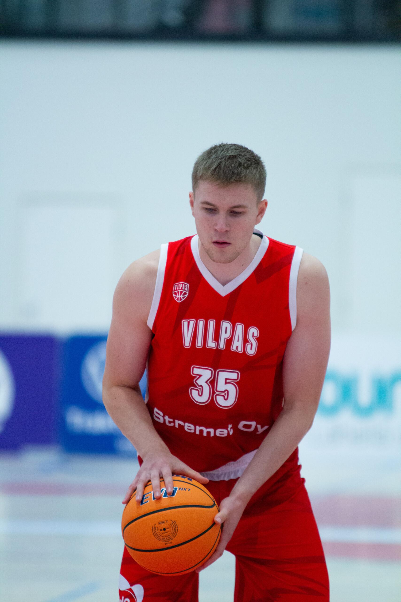 Aamos Laavainen
